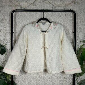 Dreamy vintage cream quilted bed jacket by Miss Elaine